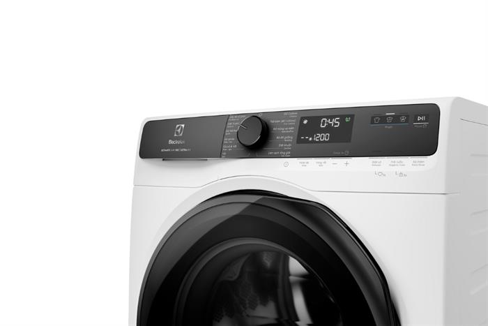 Hình ảnh sản phẩm - [EWF9023P5WC] Máy giặt Electrolux UltimateCare 500 Inverter 9kg