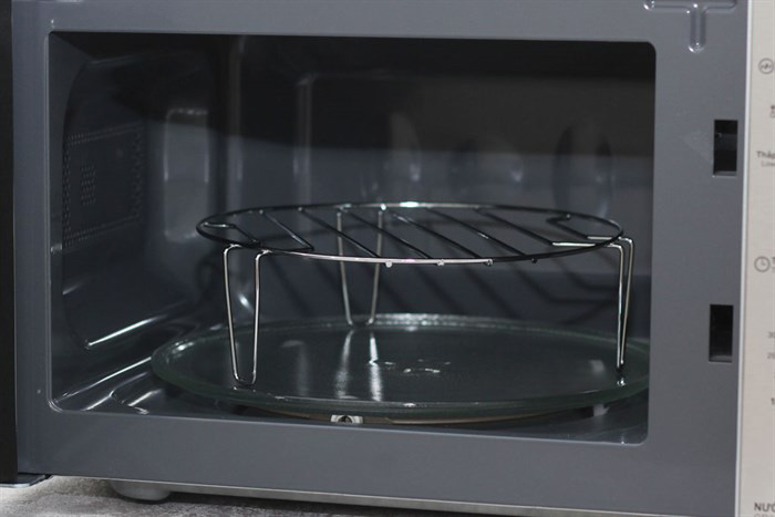 Hình ảnh sản phẩm - [R-G227VN-M] Lò Vi Sóng Sharp 20 Lít