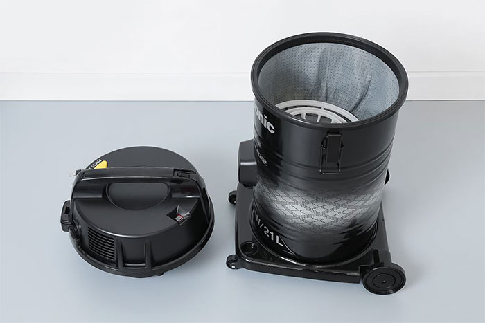 Hình ảnh sản phẩm - [MC-YL637SN49] Máy Hút Bụi Công Nghiệp Panasonic 2300W