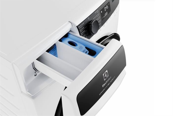 Hình ảnh sản phẩm - [EWF9023P5WC] Máy giặt Electrolux UltimateCare 500 Inverter 9kg