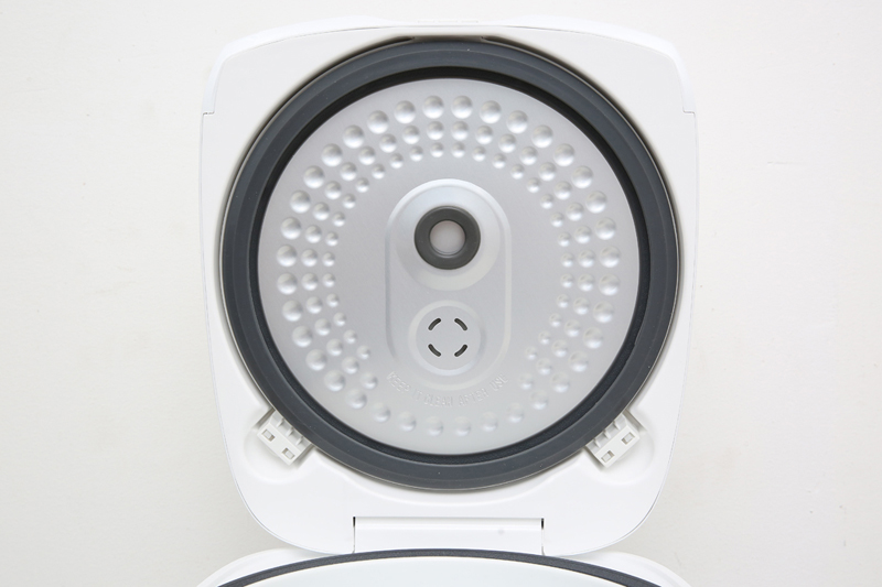 Nắp trong tổ ong hạn chế đọng nước - Nồi cơm điện tử Panasonic 1.8 lít SR-CL188WRA Nắp trong tổ ong - Nồi cơm điện tử Panasonic 1.8 lít SR-CL188WRA