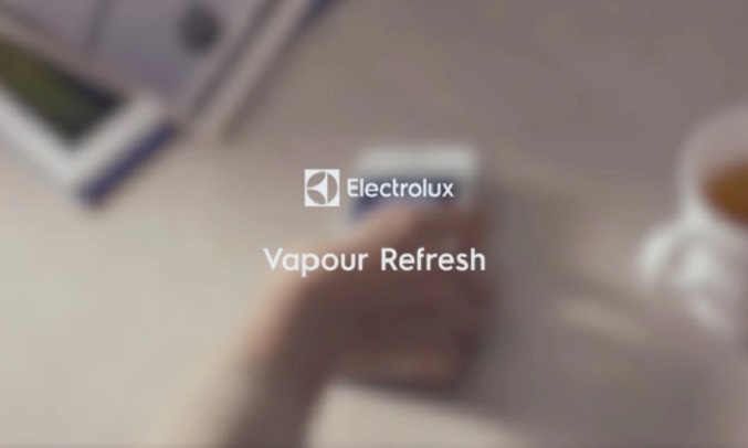 Máy giặt Electrolux Inverter 11 kg EWF1141AEWA - công nghệ Vapour Refresh